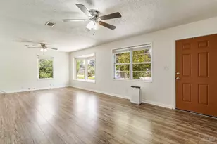 3255 Newton Dr, Pensacola, FL 32503 - Photo 8