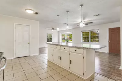 3255 Newton Dr, Pensacola, FL 32503 - Photo 4