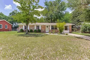 3255 Newton Dr, Pensacola, FL 32503 - Photo 1