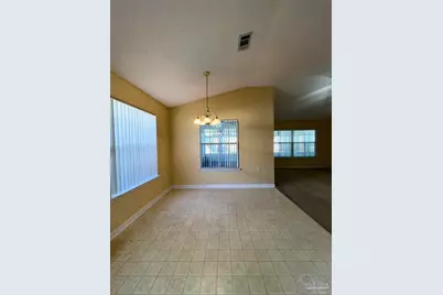 9018 Camelot Pl, Pensacola, FL 32506 - Photo 8