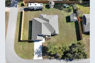 1045 Woodlore Cir, Gulf Breeze, FL 32563 - Photo 8