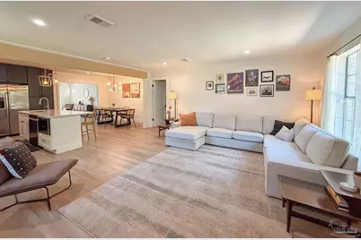 1322 Dexter Ave, Pensacola, FL 32507 - Photo 6