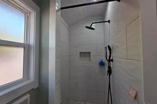 430 S 1st St, Pensacola, FL 32507 - Photo 16