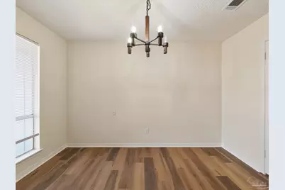 5731 Langley Ct, Pensacola, FL 32504 - Photo 4