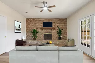 5731 Langley Ct Langley Ct, Pensacola, FL 32504 - Photo 14