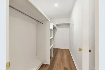 5731 Langley Ct, Pensacola, FL 32504 - Photo 10