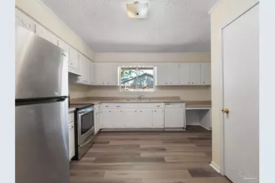 5731 Langley Ct, Pensacola, FL 32504 - Photo 6
