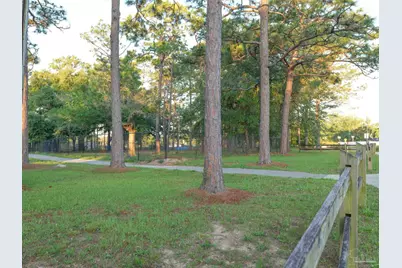 5731 Langley Ct, Pensacola, FL 32504 - Photo 22