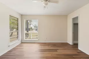 5731 Langley Ct, Pensacola, FL 32504 - Photo 8