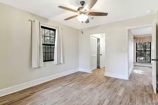 103 Highpoint Dr, Gulf Breeze, FL 32561 - Photo 16