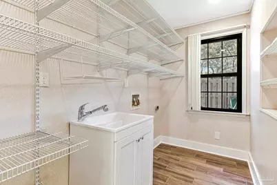 103 Highpoint Dr, Gulf Breeze, FL 32561 - Photo 8