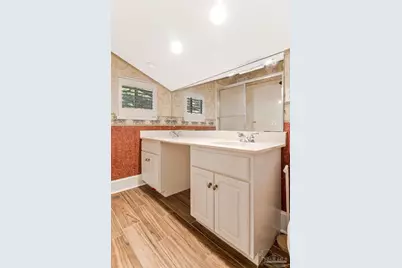 103 Highpoint Dr, Gulf Breeze, FL 32561 - Photo 32