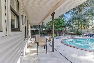 103 Highpoint Dr, Gulf Breeze, FL 32561 - Photo 46