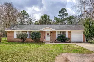 3525 Applewood Ln, Cantonment, FL 32533 - Photo 1