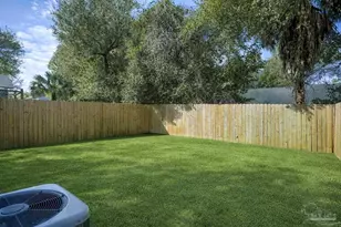 615 N B St, Pensacola, FL 32501 - Photo 30