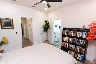 615 N B St, Pensacola, FL 32501 - Photo 42