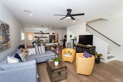 615 N B St, Pensacola, FL 32501 - Photo 12