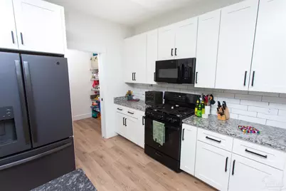 615 N B St, Pensacola, FL 32501 - Photo 4