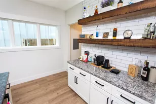 615 N B St, Pensacola, FL 32501 - Photo 6