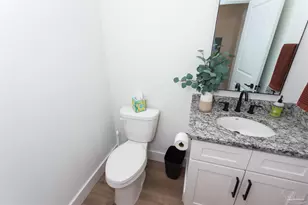 615 N B St, Pensacola, FL 32501 - Photo 12