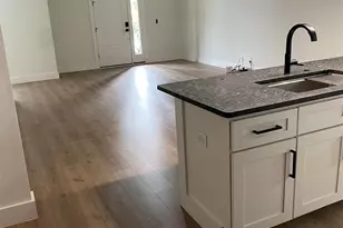 615 N B St, Pensacola, FL 32501 - Photo 42