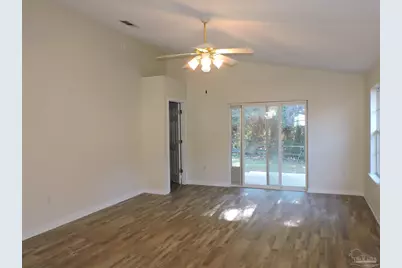 2513 Gulf Breeze Ave, Pensacola, FL 32507 - Photo 4