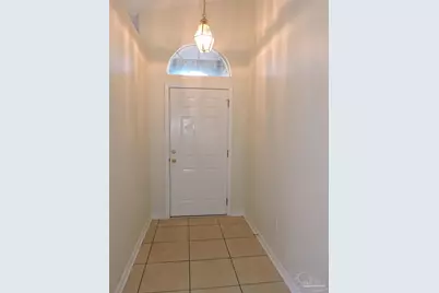 2513 Gulf Breeze Ave, Pensacola, FL 32507 - Photo 2