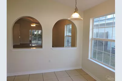 2513 Gulf Breeze Ave, Pensacola, FL 32507 - Photo 10