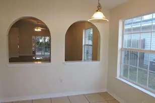 2513 Gulf Breeze Ave, Pensacola, FL 32507 - Photo 10