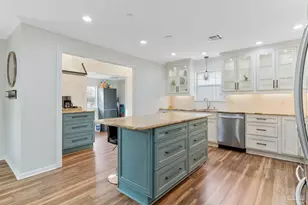 2750 Mercado Dr, Pensacola, FL 32507 - Photo 16