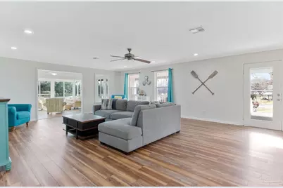 2750 Mercado Dr, Pensacola, FL 32507 - Photo 20