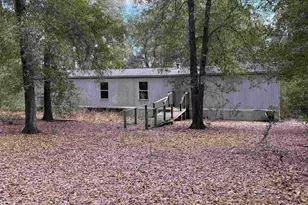 3928 Reinhardt Village Rd, Milton, FL 32583 - Photo 1