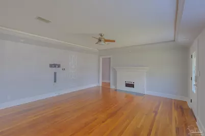 2023 E Yonge St, Pensacola, FL 32503 - Photo 8