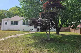 2023 E Yonge St, Pensacola, FL 32503 - Photo 2