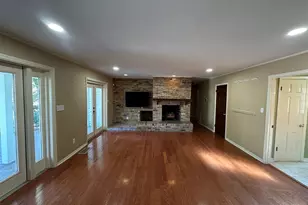 1280 Stow Ave, Pensacola, FL 32503 - Photo 6