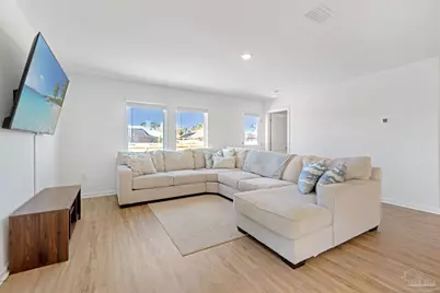 4635 Carlstrom Ln, Pensacola, FL 32507 - Photo 10