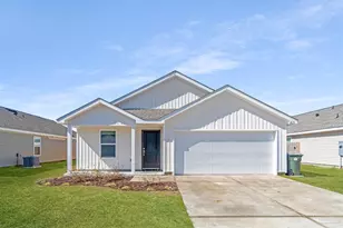 4635 Carlstrom Ln, Pensacola, FL 32507 - Photo 1