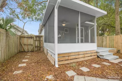 911 N Davis Hwy, Pensacola, FL 32501 - Photo 26