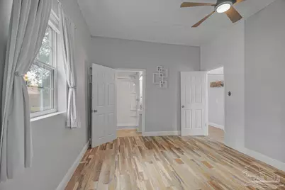 911 N Davis Hwy, Pensacola, FL 32501 - Photo 18