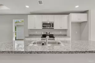 4002 Lancer St, Pace, FL 32571 - Photo 6