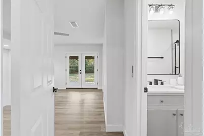 2611 Green Bay Ave, Pensacola, FL 32526 - Photo 16