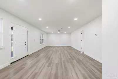 2611 Green Bay Ave, Pensacola, FL 32526 - Photo 6