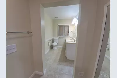 426 Fairpoint Dr, Gulf Breeze, FL 32561 - Photo 18