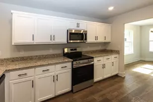 5330 Hidden Pnes Cir, Milton, FL 32583 - Photo 10