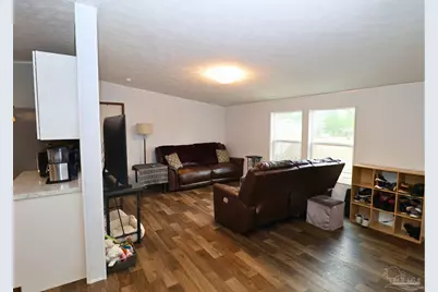 9819 American Farms Rd, Milton, FL 32583 - Photo 2