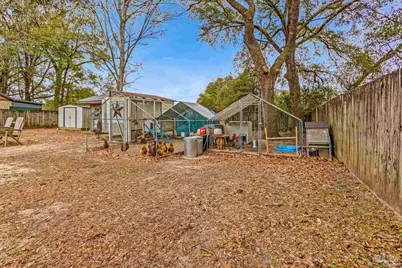 2511 W Kingsfield Dr, Cantonment, FL 32533 - Photo 34