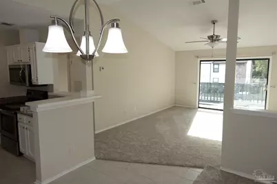 2299 Scenic Hwy #R-6, Pensacola, FL 32503 - Photo 6