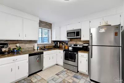 15009 Innerarity Pt Rd, Pensacola, FL 32507 - Photo 12