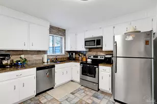 15009 Innerarity Point Rd, Pensacola, FL 32507 - Photo 12