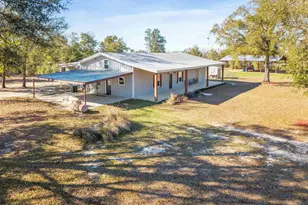 7020 SW Capt Lynn Rd, Kinard, FL 32449 - Photo 1